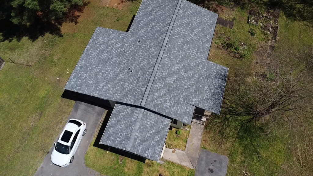 Roof replacement services in Nashville, TN